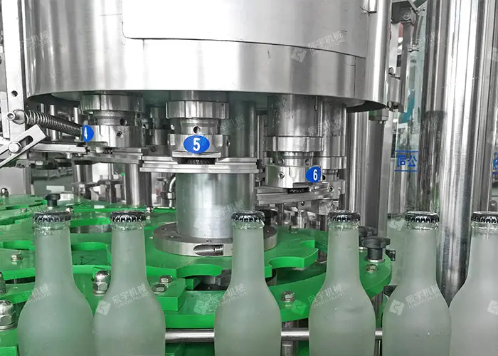 鸡尾酒灌装机 鸡尾酒灌装机